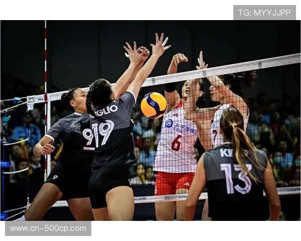 法布里斯28分空砍，北京女排失误频生成失利主因