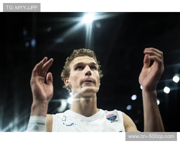 爵士主场迎战热火,马尔卡宁复出提升战力 爵士主场迎战热火,马尔卡宁复出提升战力